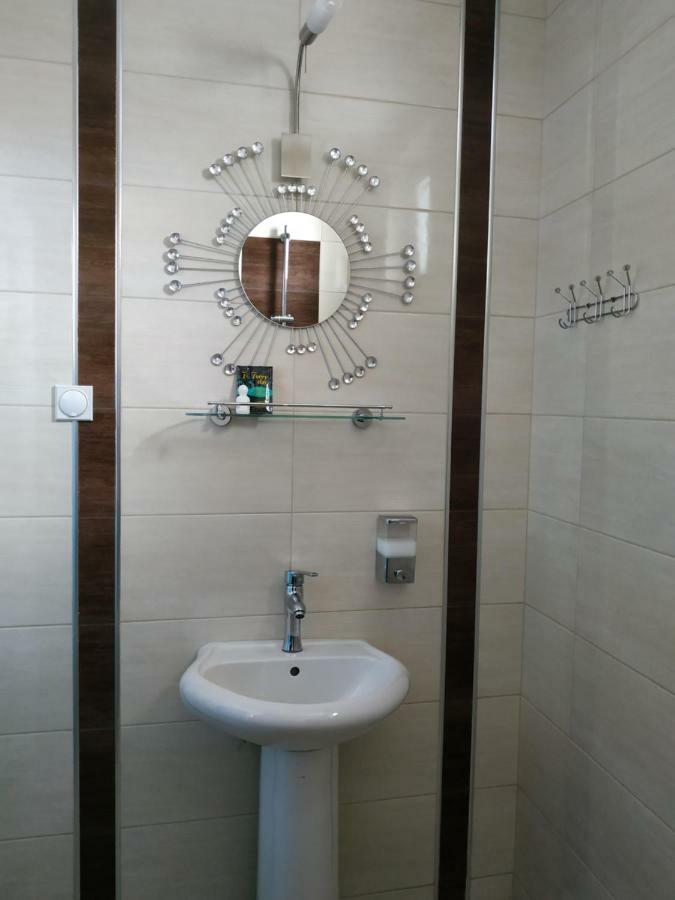 Apartmani Spasic Leskovac  Kamer foto